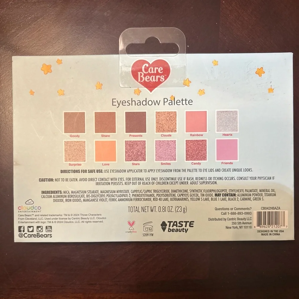 Taste Beauty Care Bears Holiday Eyeshadow Palette